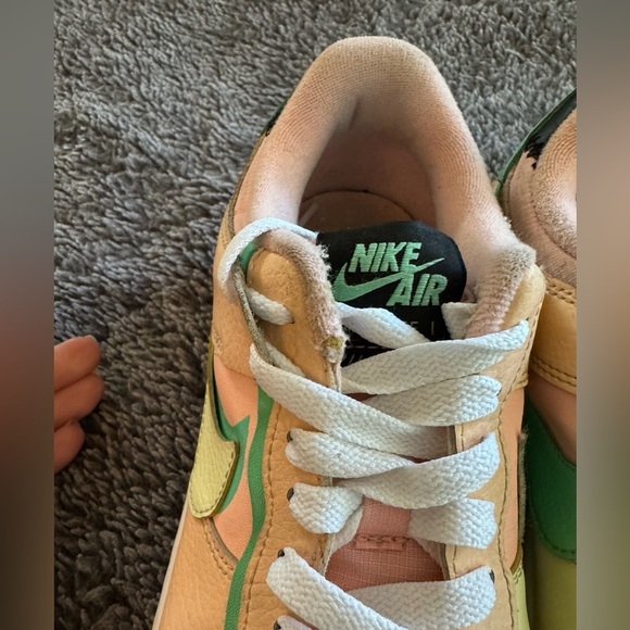 NIKE Women’s Air Force One Low Shadow - Picture 11 of 14